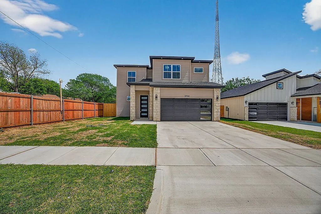 2701 S Jones St, Fort Worth, TX 76104